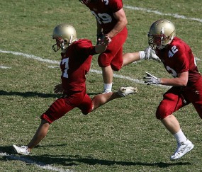 开云体育app-赛道上的逆袭，雷诺力克索伯，维斯塔潘展现王者风范