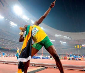 开云体育APP下载-当东方利刃刺穿阿尔卑斯防线，孙兴慜末节魔法与尼斯的瑞士征服