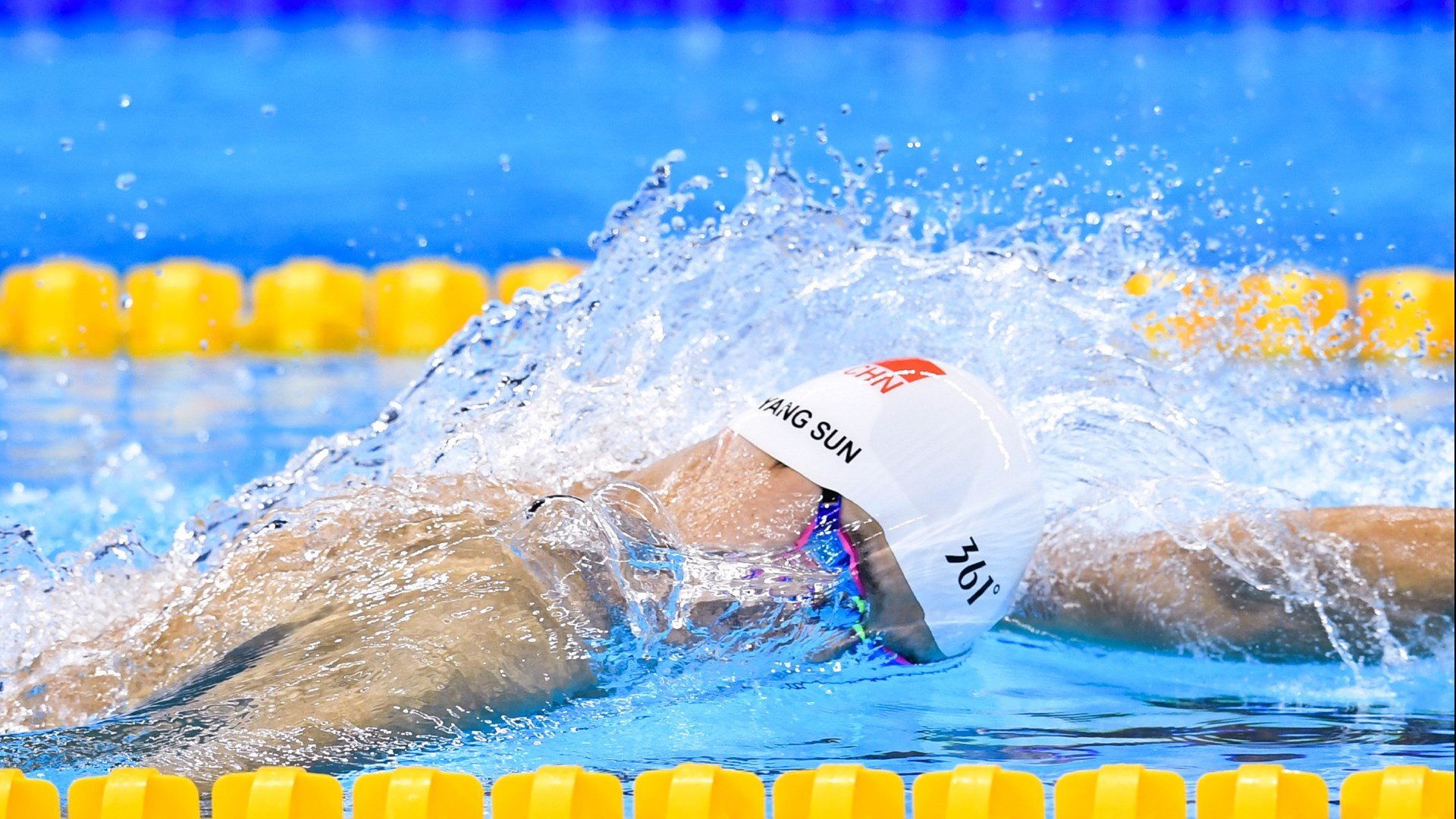 绿茵场上的独舞，马丁内利如何用唯一性定义英格兰对阵尤文的经典之夜